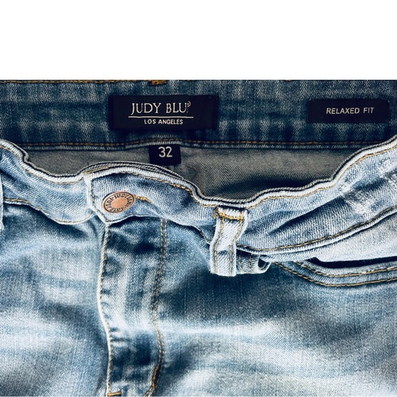 Judy Blue Relaxed Fit Distressed Blue Jeans. Size 32 - Picture 6 of 8